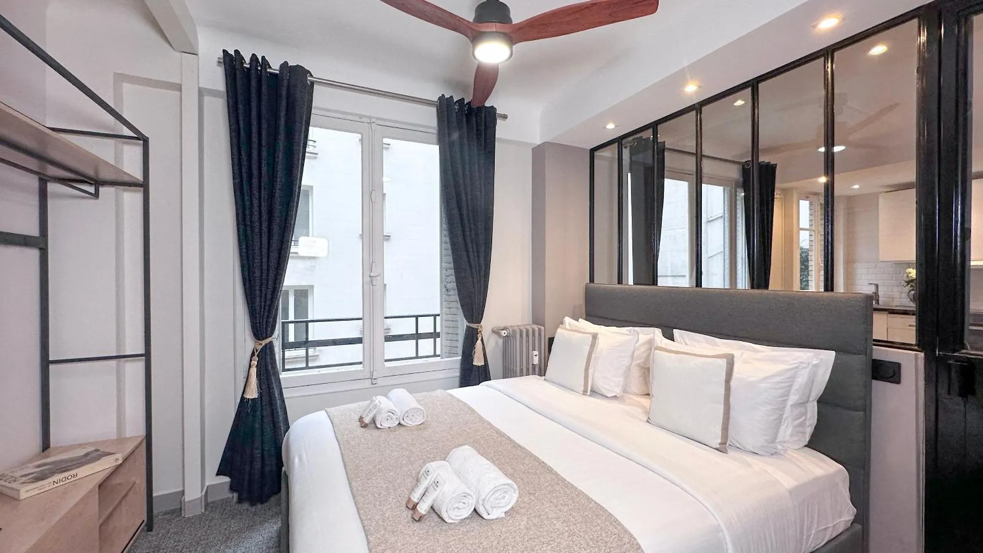 Beautiful Loft In Champs-elysees *