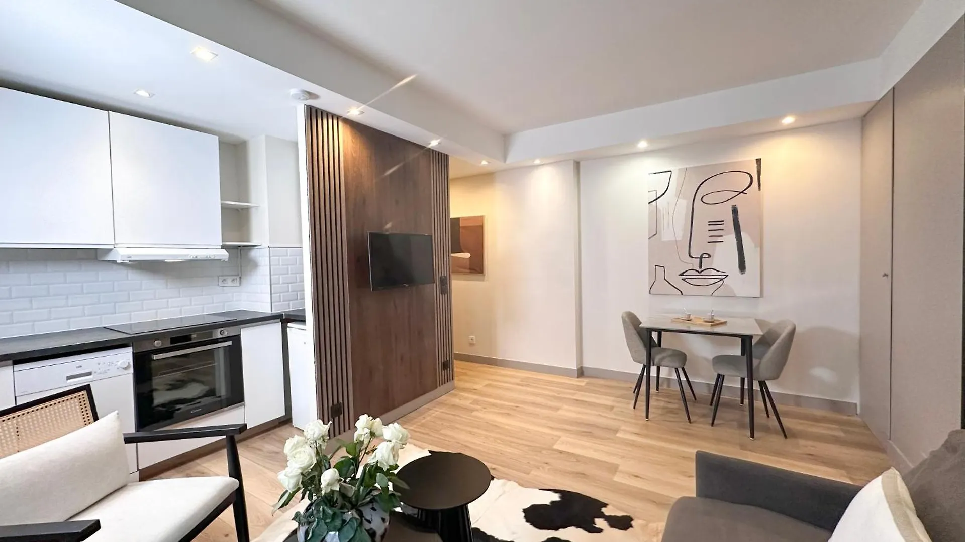 Beautiful Loft In Champs-elysees Apartment